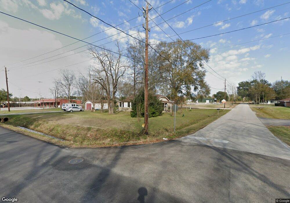 212 Epps St, Tomball, TX 77375 - photo 1