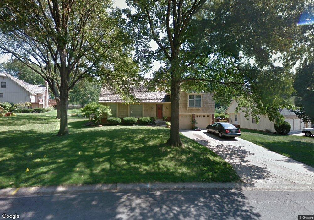 13205 W 77th Place, Shawnee, KS 66216 - photo 1