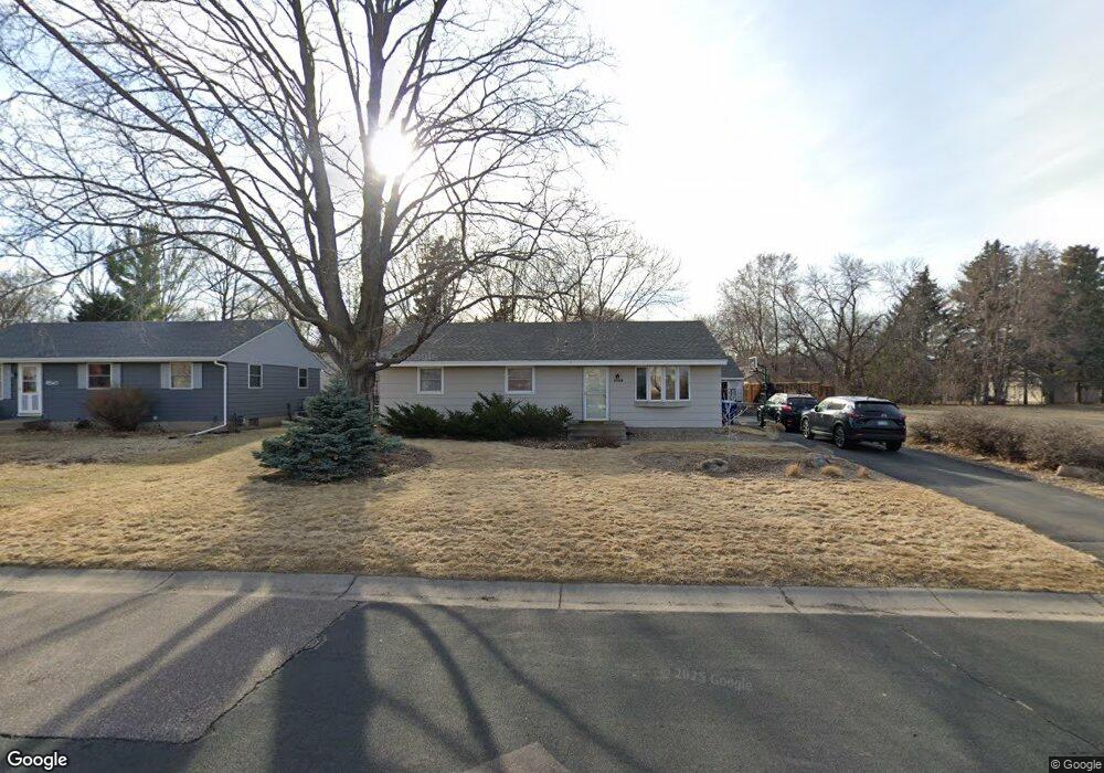 9553 Nathan Ln N, Maple Grove, MN 55369 - photo 1