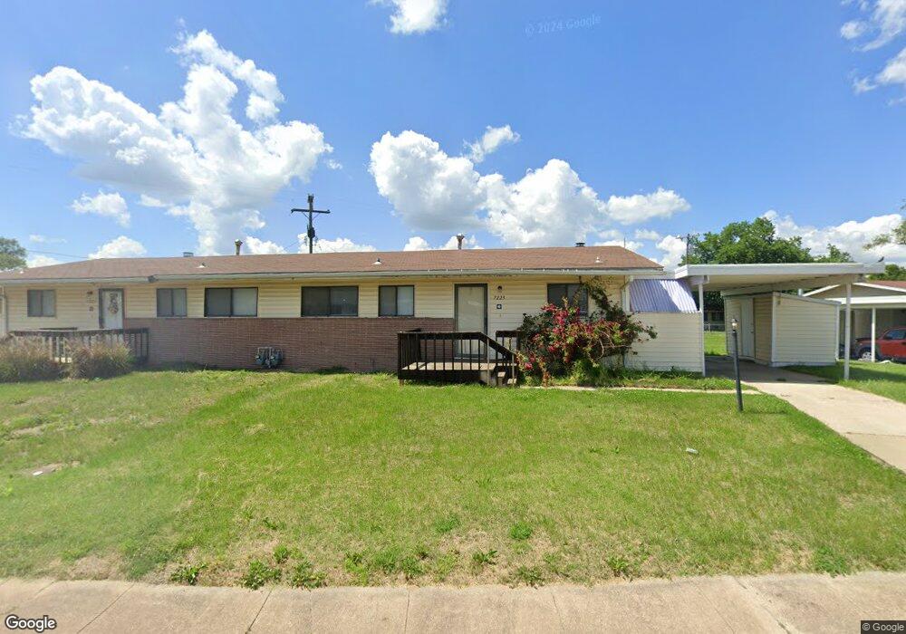 7223 SW Woodcroft Way, Topeka, KS 66619 - photo 1