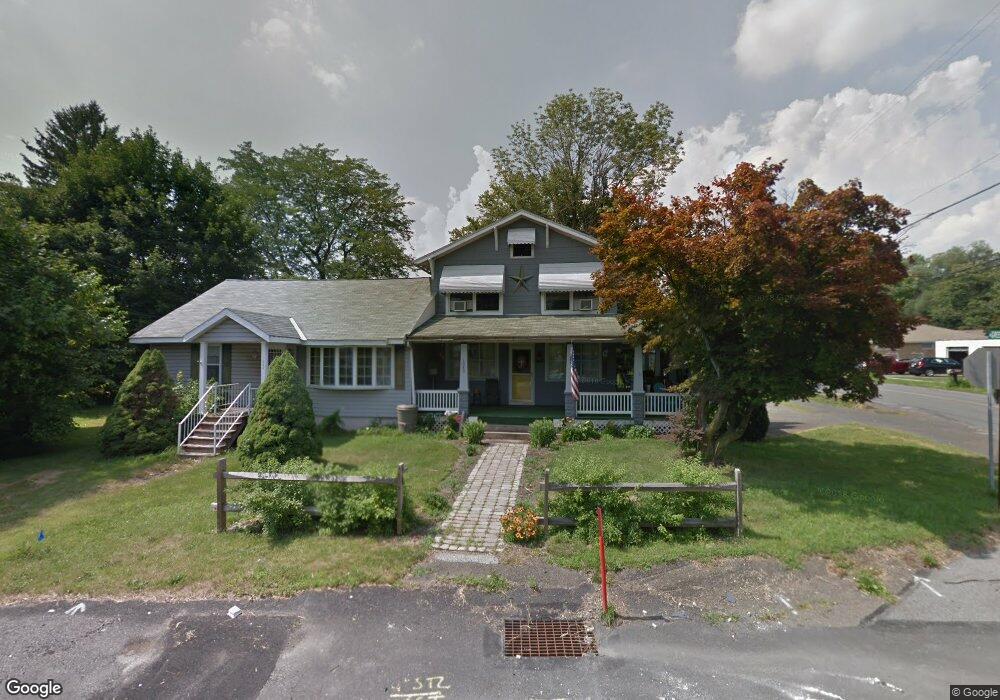 1042 W Market St, Schuylkill Haven, PA 17972 - photo 1