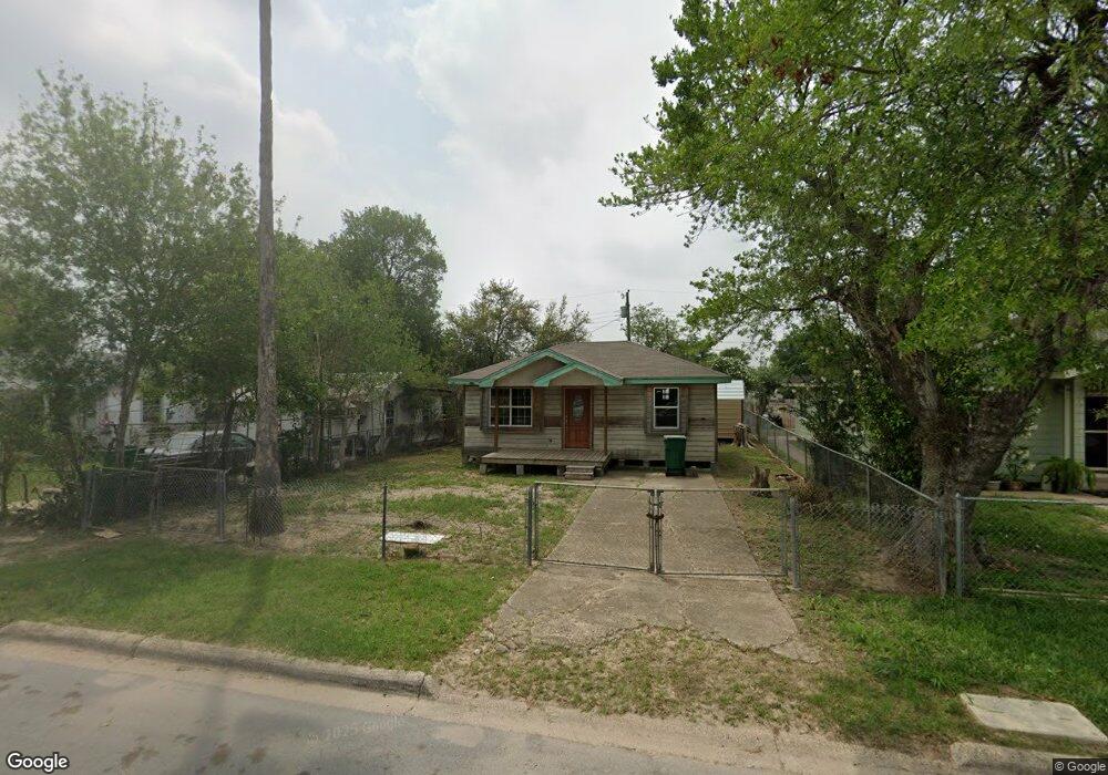 312 E Wright Ave, Pharr, TX 78577 - photo 1