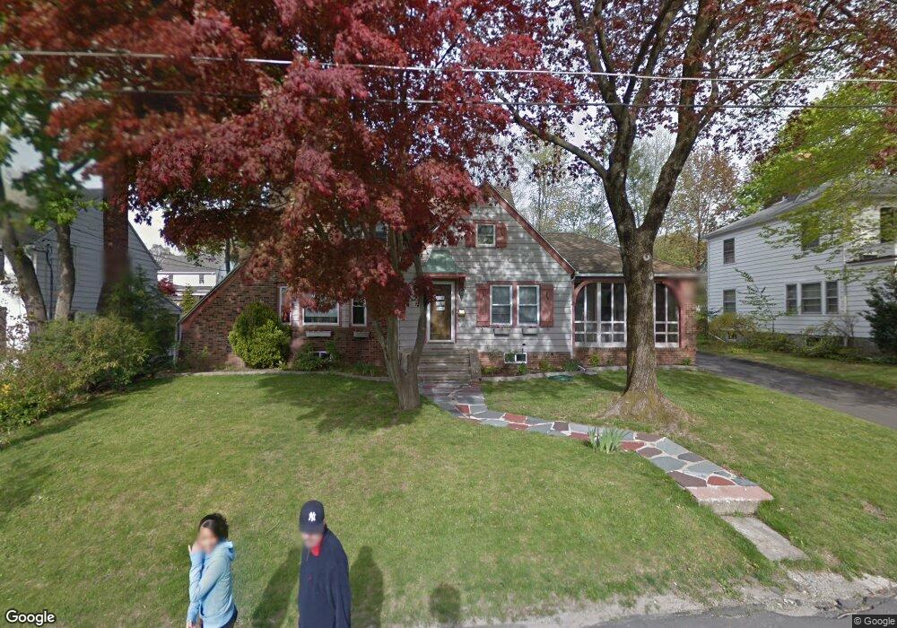 18 Robert St, Waterbury, CT 06710 - photo 1