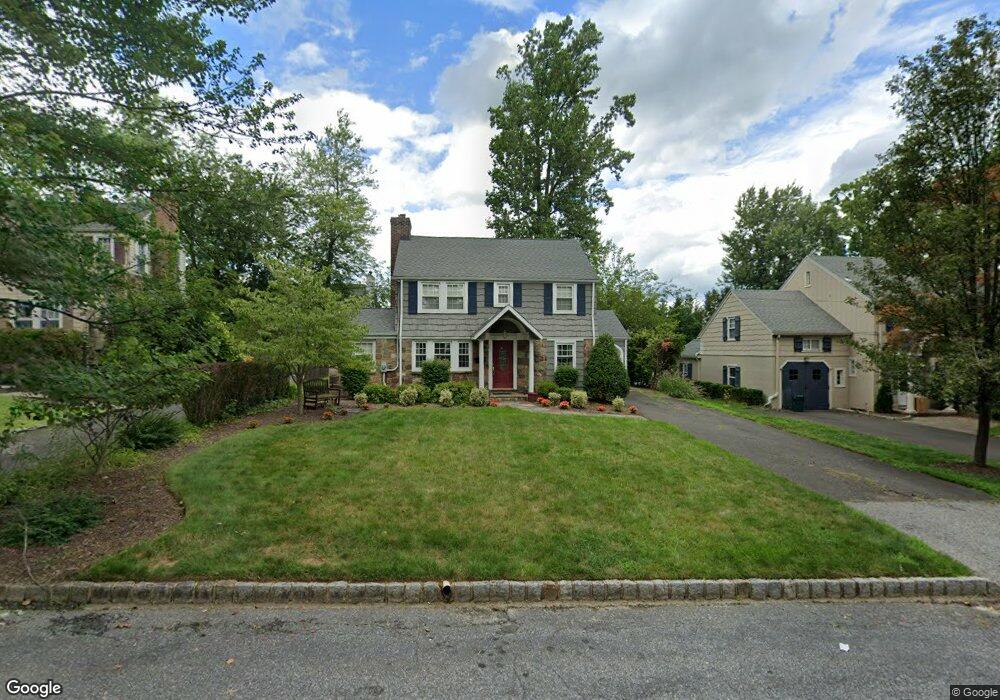 722 Warren St, Westfield, NJ 07090 - photo 1