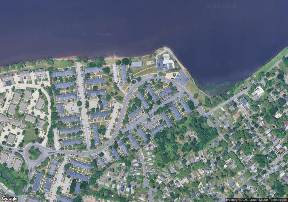 1074 Harbour Dr, Palmyra, NJ 08065 - photo 1