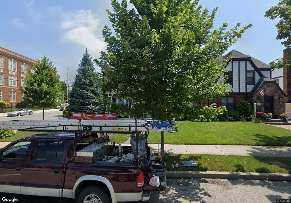 86-3 248th St, Bellerose, NY 11426 - photo 1