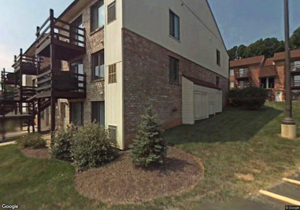 7102 Hilltop Dr unit 5, Brookhaven, PA 19015 - photo 1