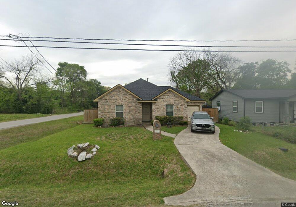 1001 Lucky St, Houston, TX 77088 - photo 1