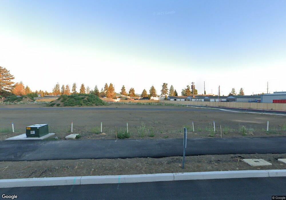 61215 Parrell Rd, Bend, OR 97702 - photo 1