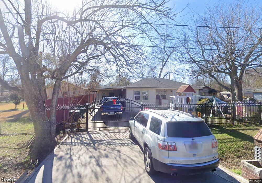 2406 Margaret St, Houston, TX 77093 - photo 1
