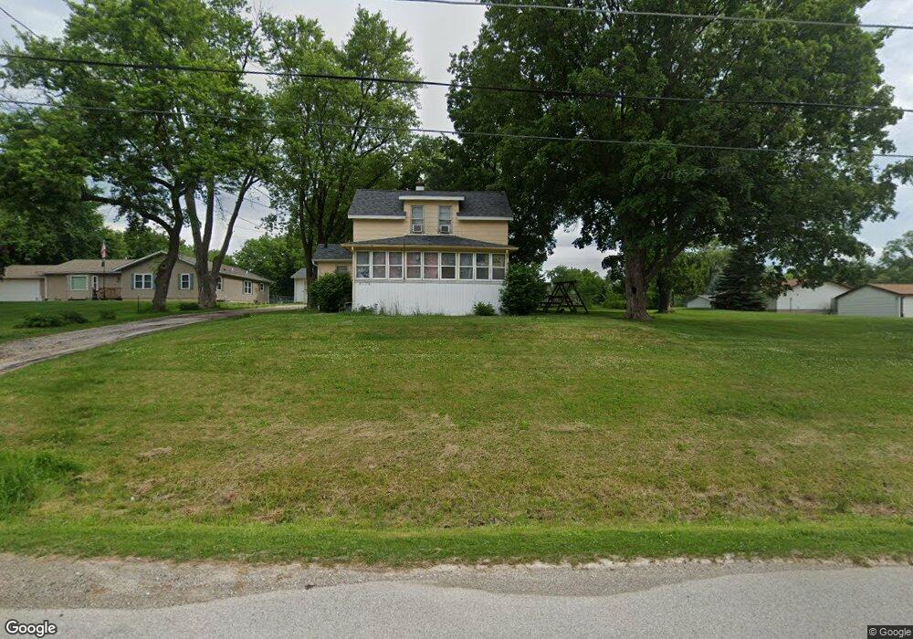 2114 W 51st St, Davenport, IA 52806 - photo 1