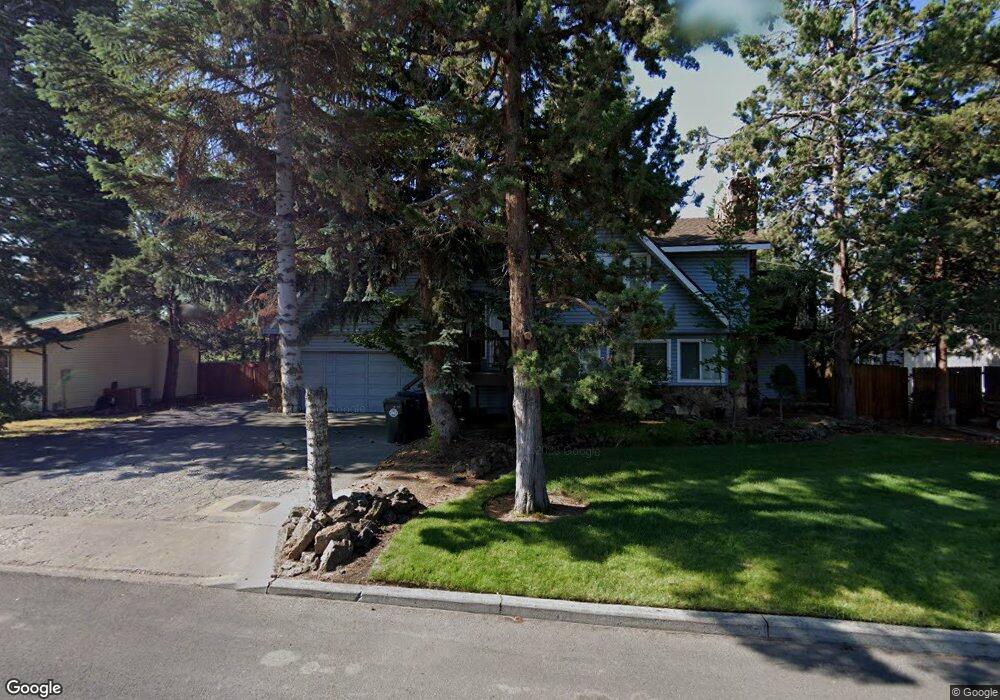 1715 NE Wells Acres Rd, Bend, OR 97701 - photo 1