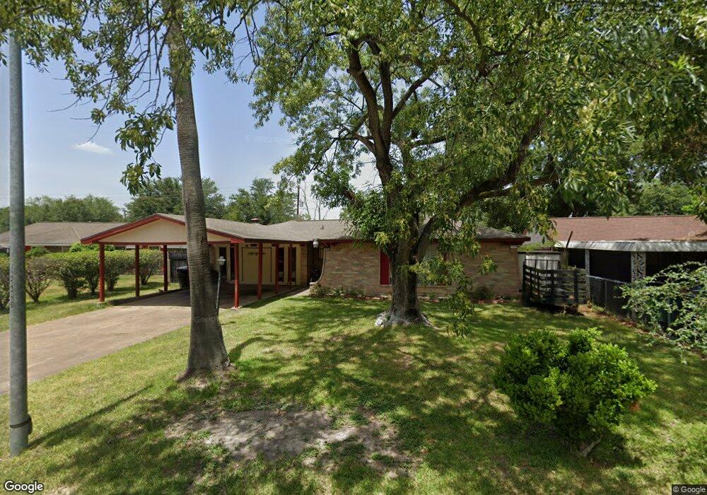 8418 Whitecastle Ln, Houston, TX 77088 - photo 1