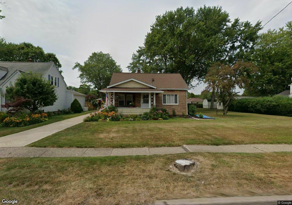 1304 Nash Rd, North Tonawanda, NY 14120 - photo 1