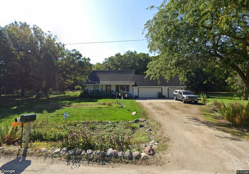 931 W Sunny Ln, Janesville, WI 53546 - photo 1