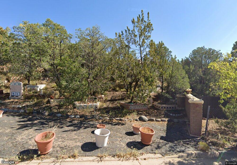 706 Pinon Dr, Santa Fe, NM 87501 - photo 1