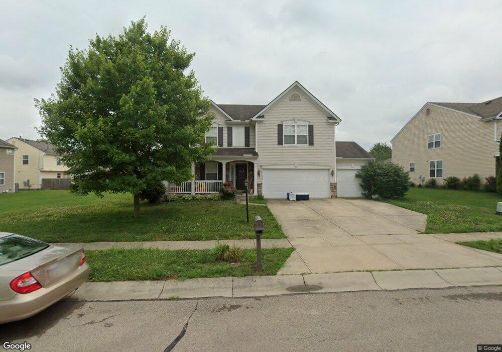 2297 Dundee Dr, Xenia, OH 45385 - photo 1