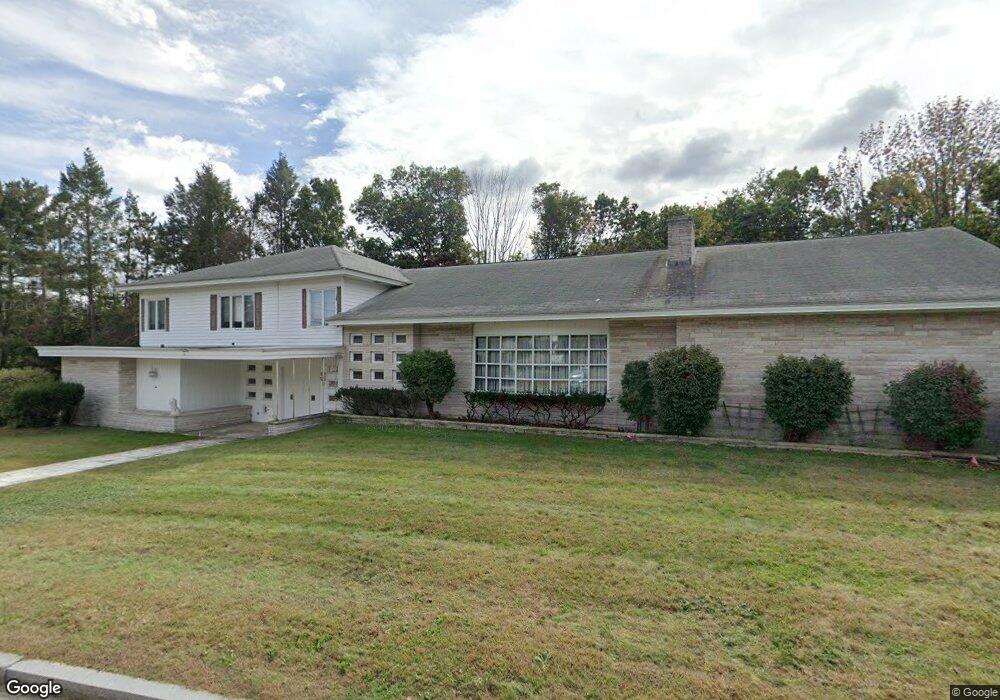 2 Powder Hill Rd, Methuen, MA 01844 - photo 1