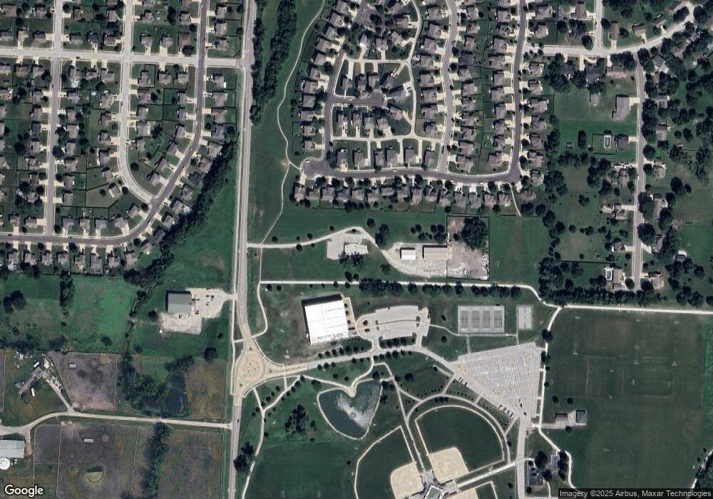 909 S Madison St, Raymore, MO 64083 - photo 1