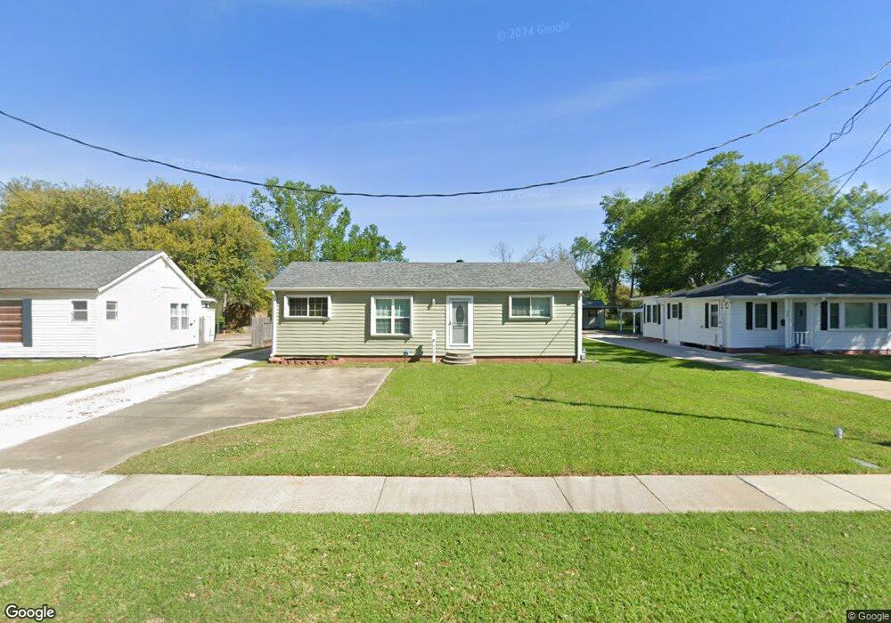 430 W Claude St, Lake Charles, LA 70605 - photo 1