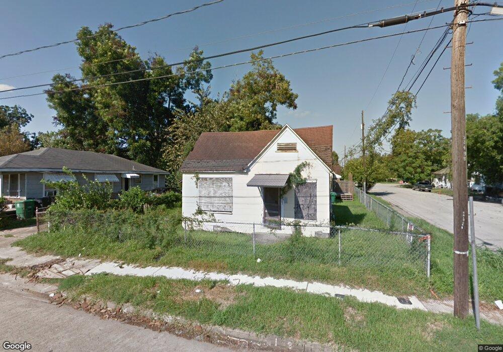 5017 Hardy St, Houston, TX 77009 - photo 1