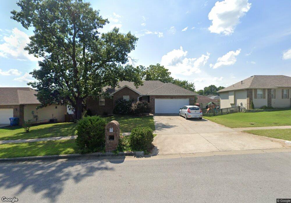 573 S Carriage Crossing, Nixa, MO 65714 - photo 1