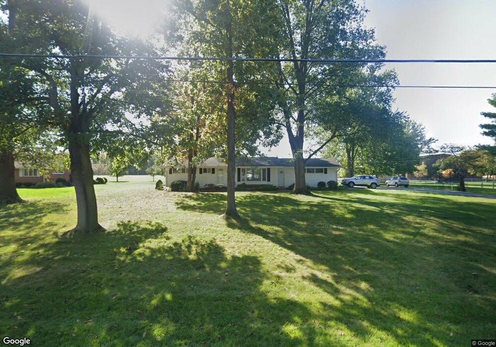 2635 Elmview Dr, Lima, OH 45806 - photo 1