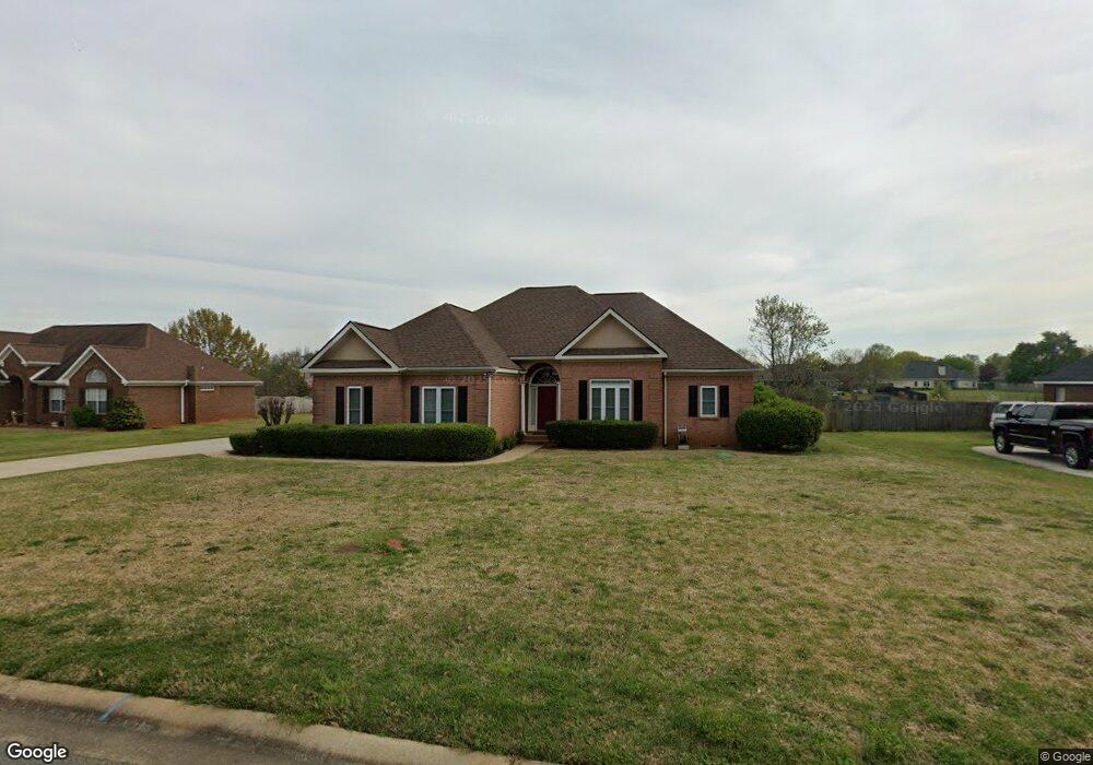 308 Twelve Oaks Dr, Warner Robins, GA 31088 - photo 1