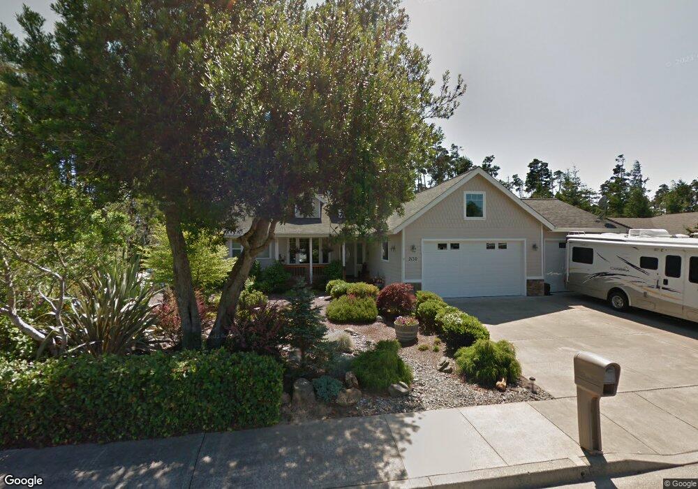 2130 23rd St, Florence, OR 97439 - photo 1