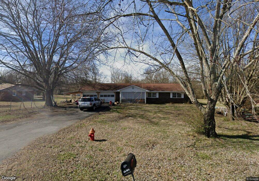 189 Flora Dr SW, Calhoun, GA 30701 - photo 1