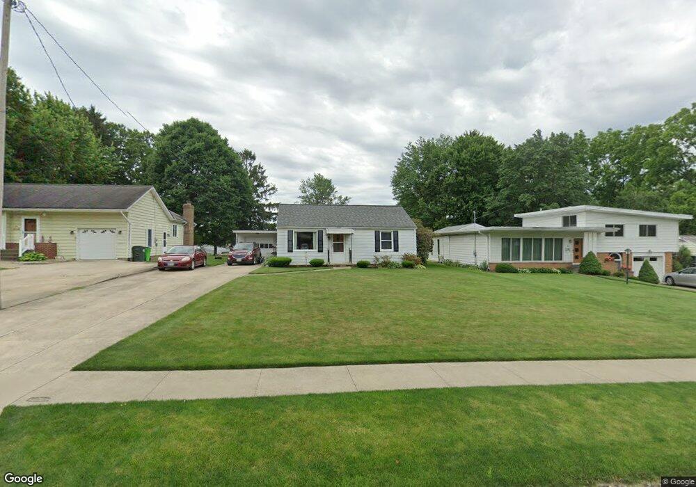 72 Koehler Ave, Doylestown, OH 44230 - photo 1