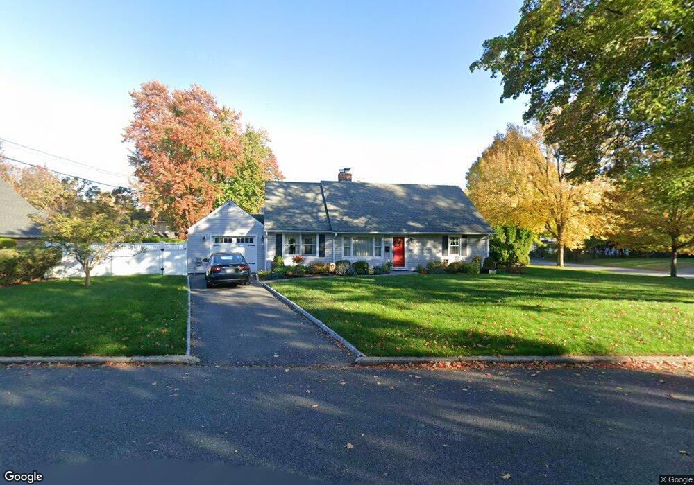 46 Knollwood Dr, Paramus, NJ 07652 - photo 1