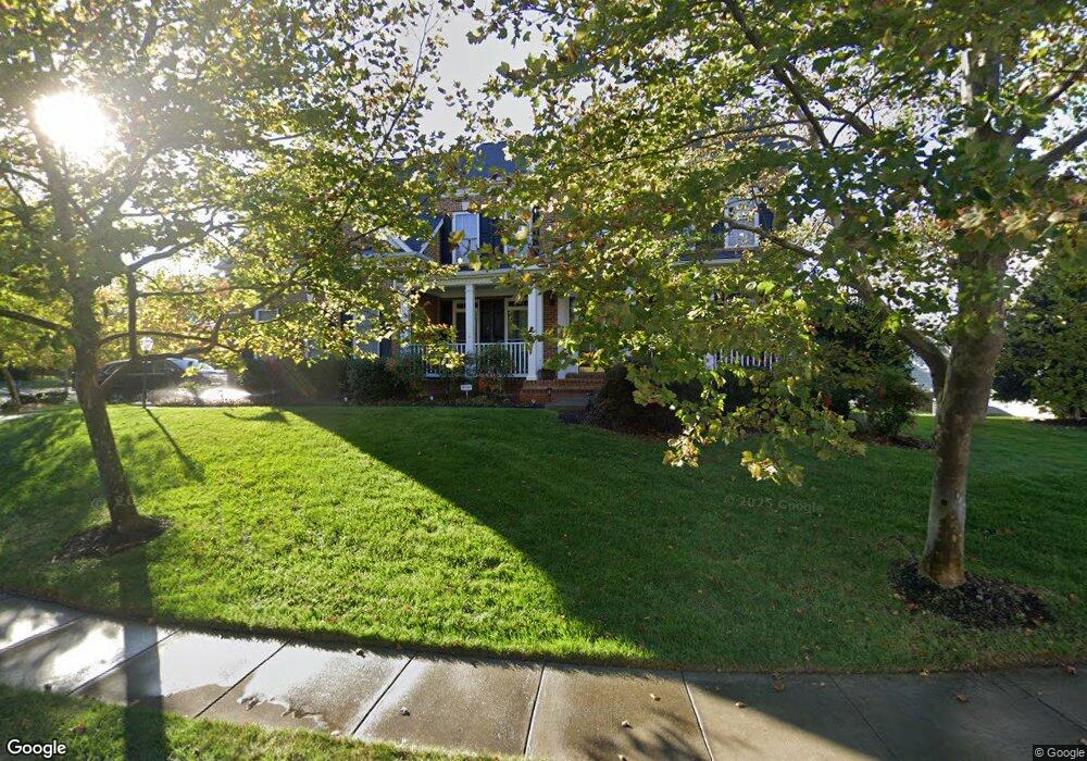 25791 S Village Dr, Chantilly, VA 20152 - photo 1