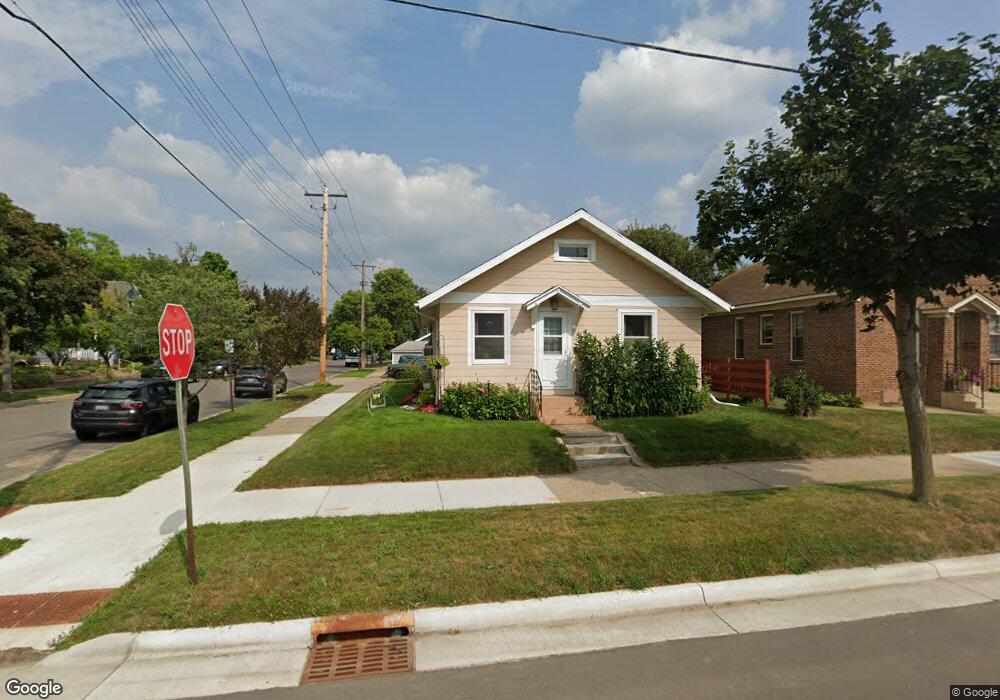 1701 9th St S, La Crosse, WI 54601 - photo 1