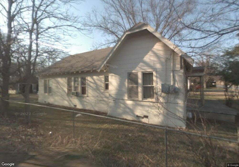 317 S Morris St, Gainesville, TX 76240 - photo 1