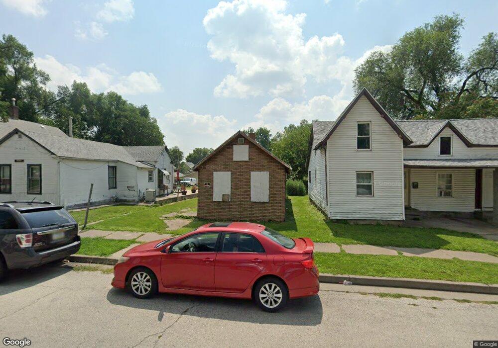 1231 W 7th St, Davenport, IA 52802 - photo 1