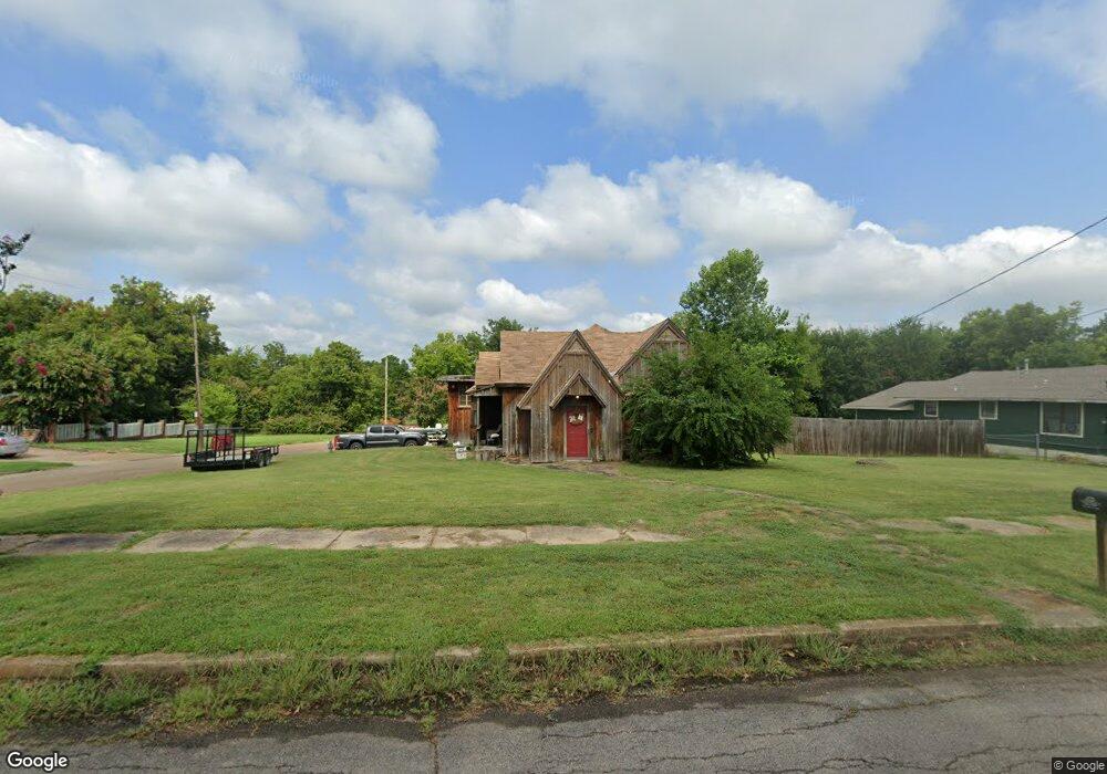 508 S 3rd St, Hugo, OK 74743 - photo 1
