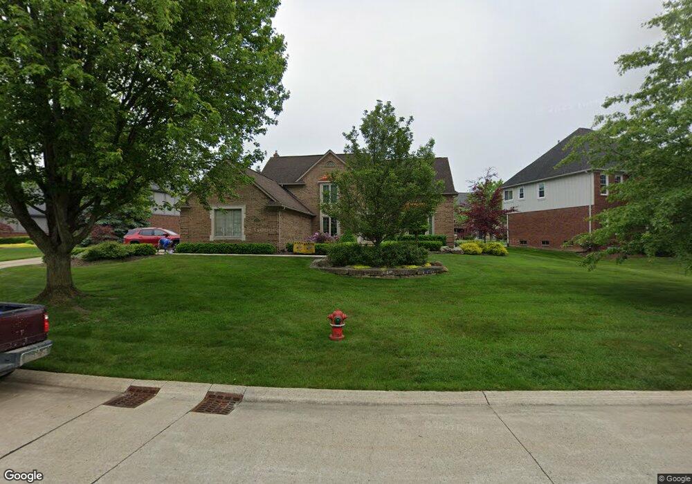 3629 Hollenshade Dr, Rochester Hills, MI 48306 - photo 1
