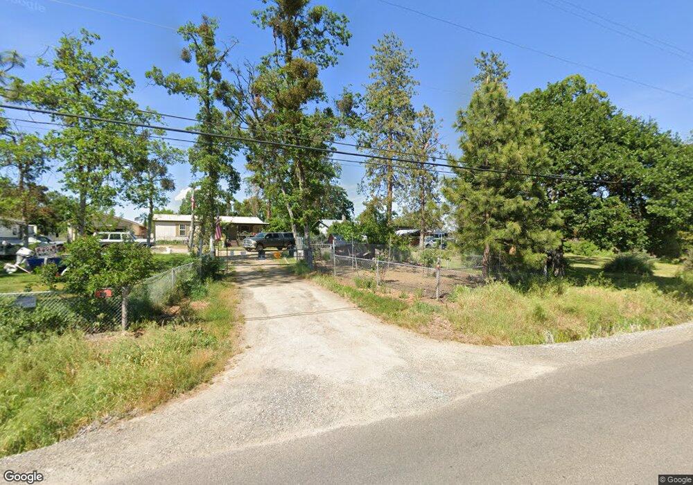 233 E Gregory Rd, Central Point, OR 97502 - photo 1