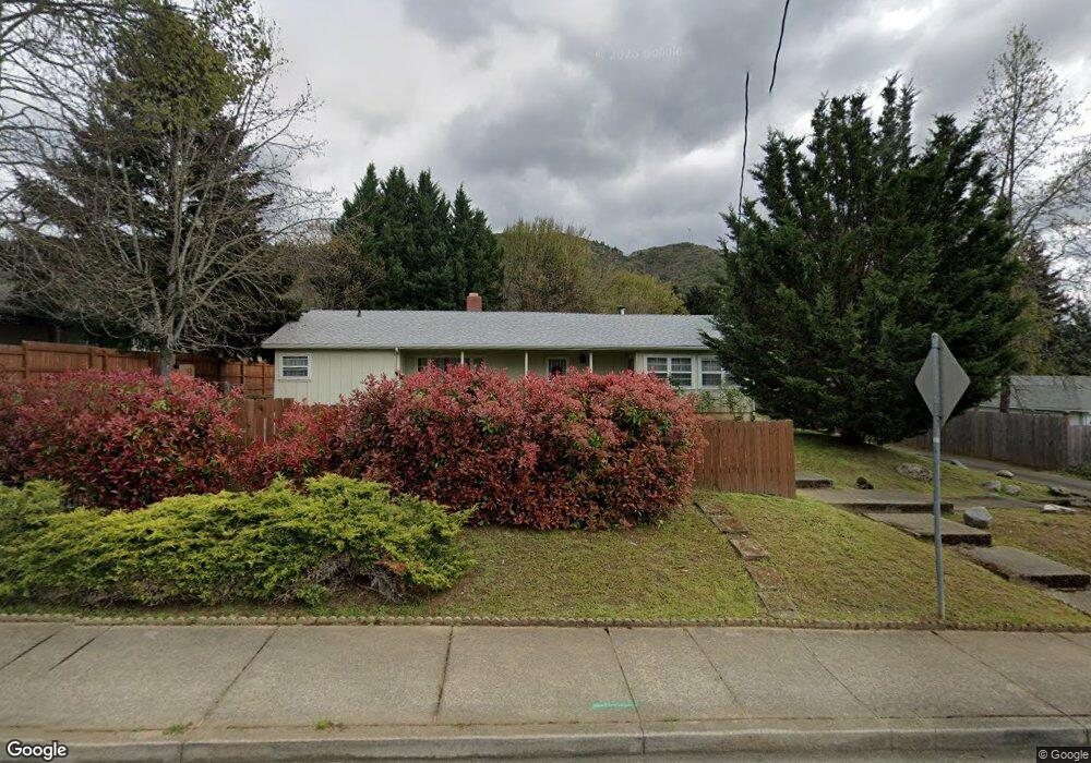 1455 NE 10th St, Grants Pass, OR 97526 - photo 1