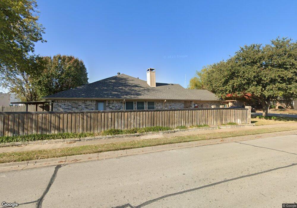 101 Mountain View Dr, Bedford, TX 76021 - photo 1