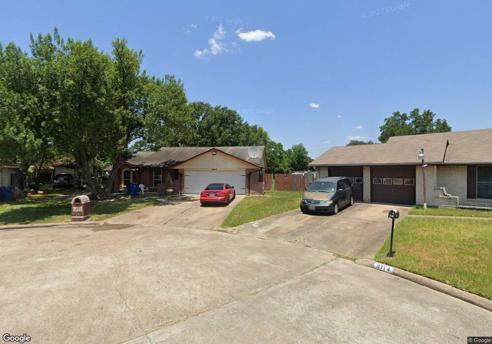 8711 Oak Glen Ct, Houston, TX 77088 - photo 1