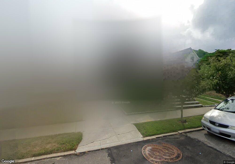 6953 184th St, Fresh Meadows, NY 11365 - photo 1