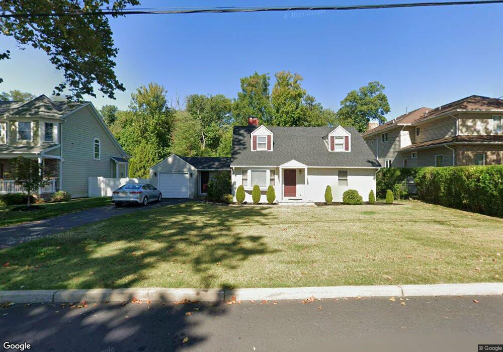 195 Crest Dr, Paramus, NJ 07652 - photo 1