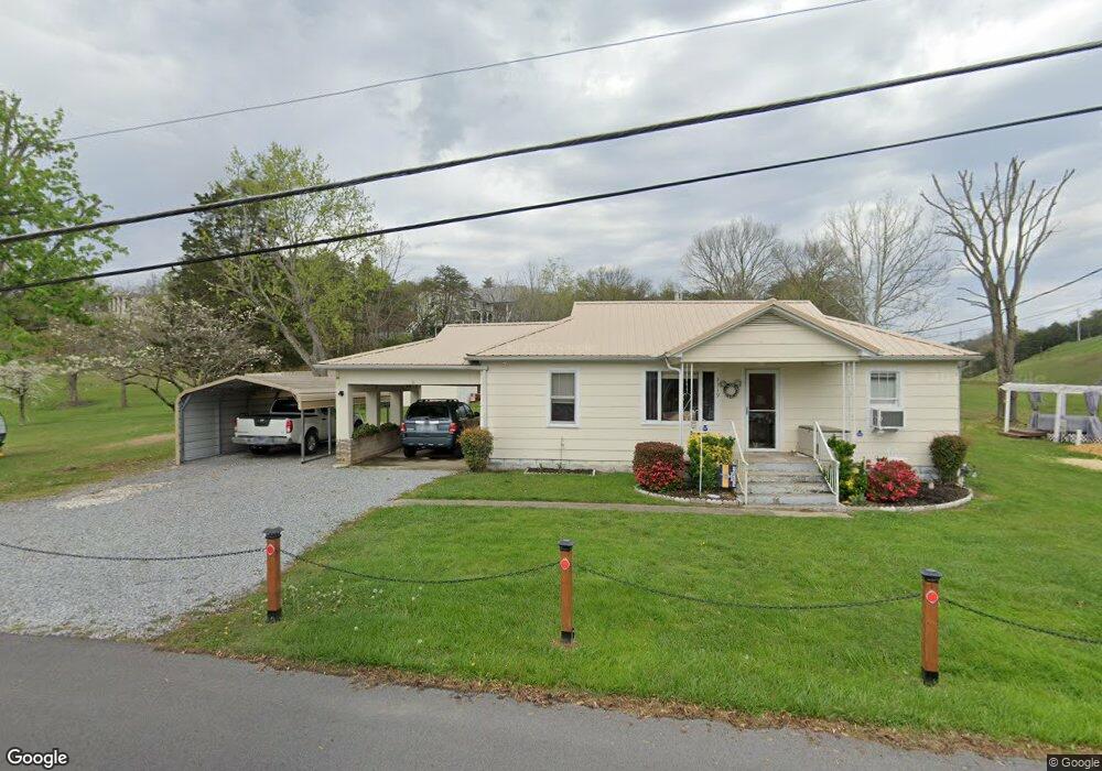 3319 Winston St, Pigeon Forge, TN 37863 - photo 1