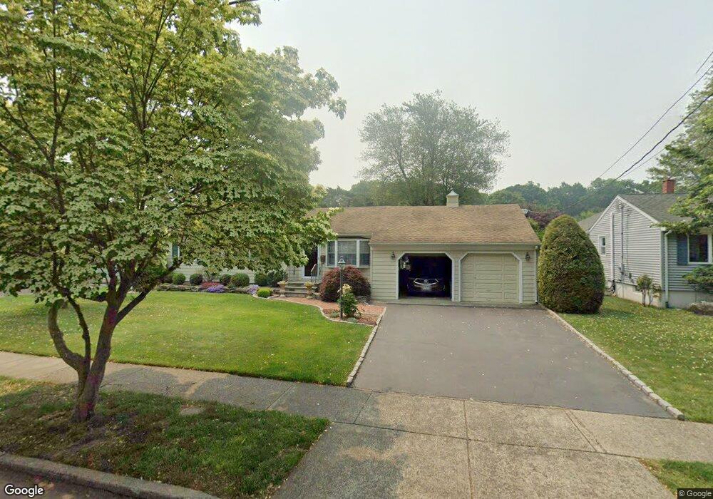 203 Pell Meadow Dr, Fairfield, CT 06824 - photo 1