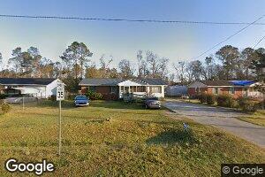 287 E Calhoun St, Wadley, GA 30477