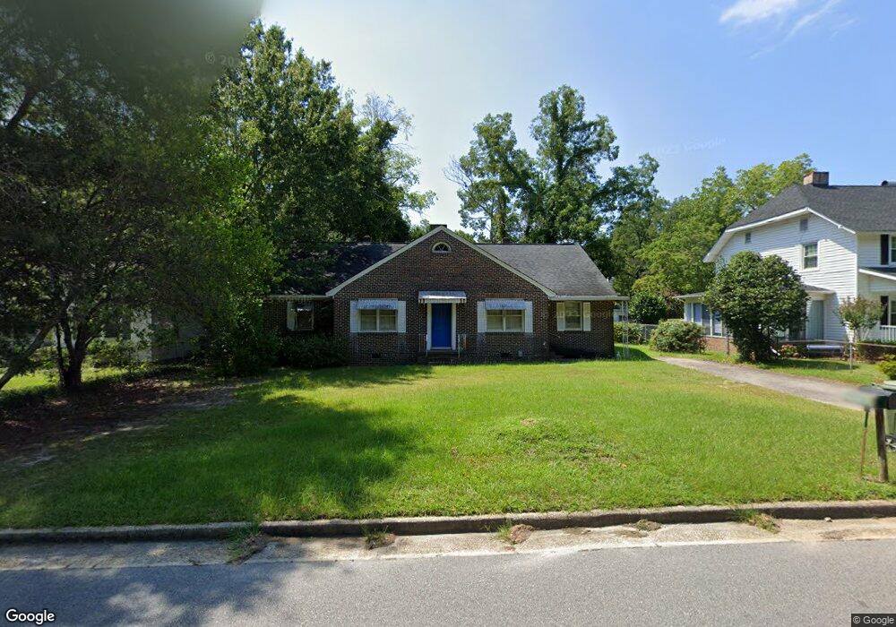 137 E Hampton St, Camden, SC 29020 - photo 1