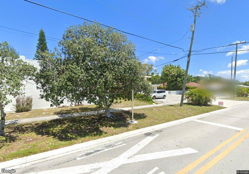 611 NE 10th Ave, Boynton Beach, FL 33426 - photo 1