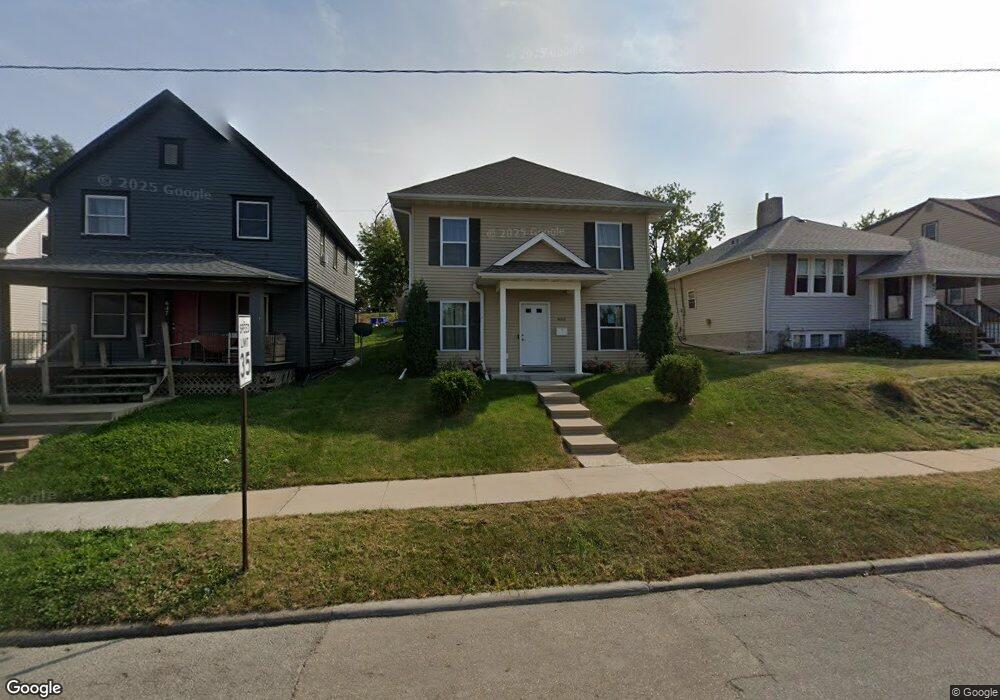 653 16th Ave SW, Cedar Rapids, IA 52404 - photo 1